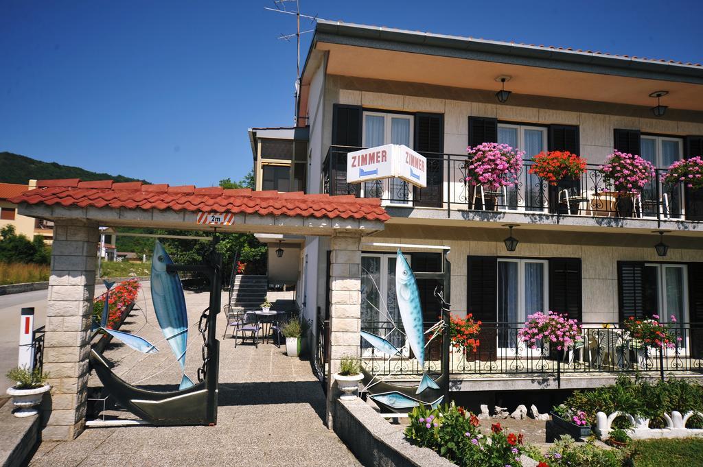 Guesthouse Rutar Rupa Exterior foto